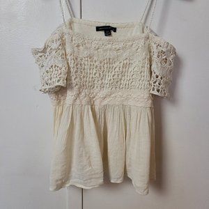 Cute Crochet Top! (size small)